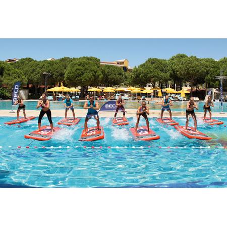 Planche fitness aquatique BEboard Beco pour un usage professionnel