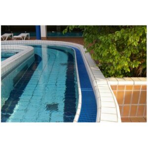 Caillebotis pour goulotte de piscine