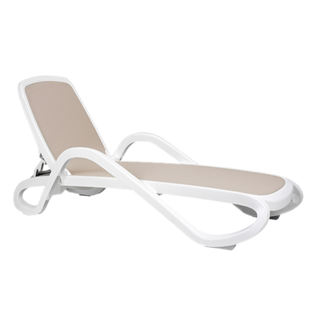 Bain de soleil Alfa avec accoudoirs