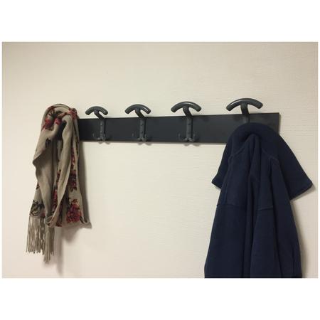 Lisse à patère en stratifié compact